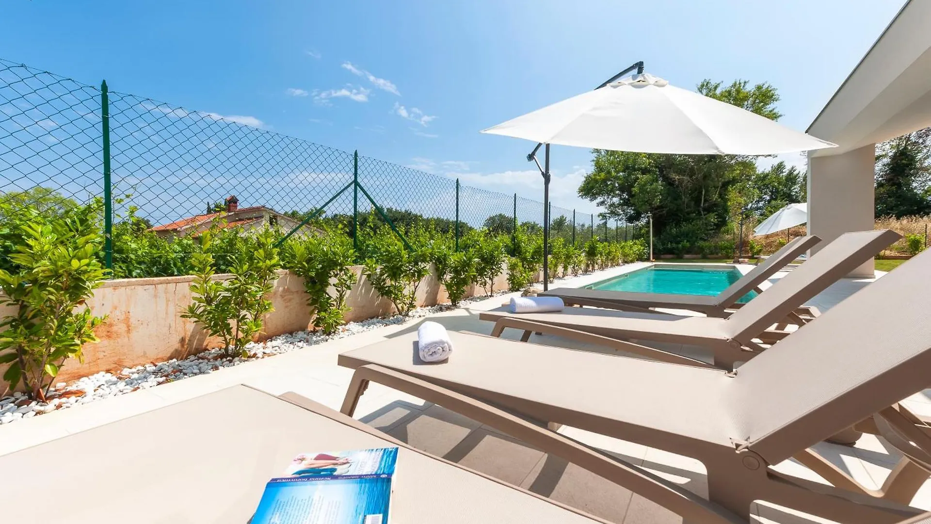 Echo Villa, Istra, Pool/Jacuzzi, Bbq, Pet Friendly Segotici 0*,